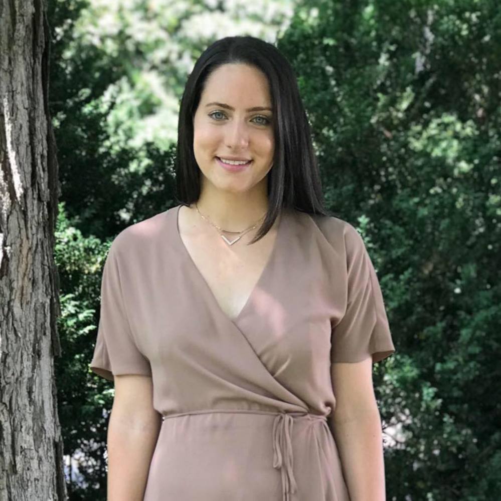 Meet your Posher, Danielle